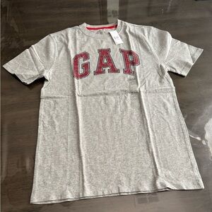 GAP Gray Short Sleeve Tee Classic Crew Neck